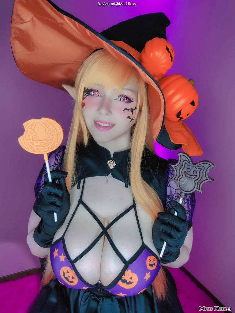 My Dress-Up Darling - Marin Kitagawa (Halloween) Cosplay full body portrait