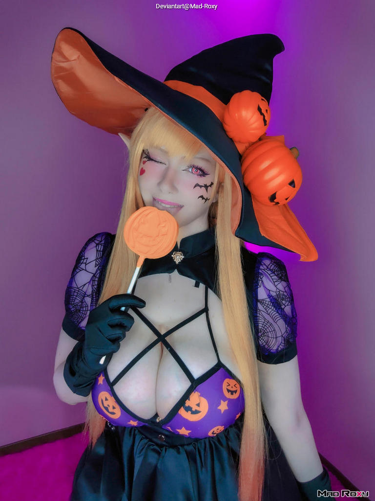 My Dress-Up Darling - Marin Kitagawa (Halloween) Cosplay full length photo