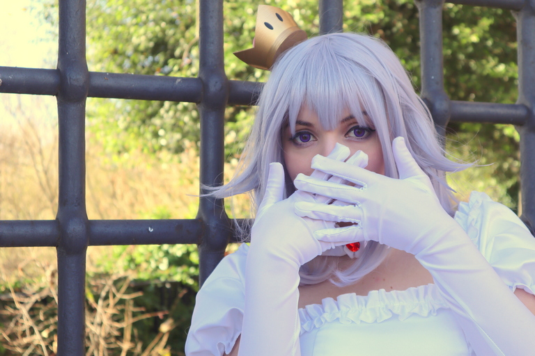 New Super Mario Bros. U Deluxe - Booette (Boosette) (Princess Boo) Cosplay character portrait photography