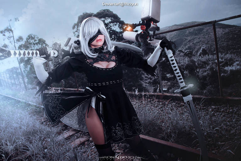 NieR AutomatA - 2B (YoRHa No.2 Type-B) Cosplay full body character photo