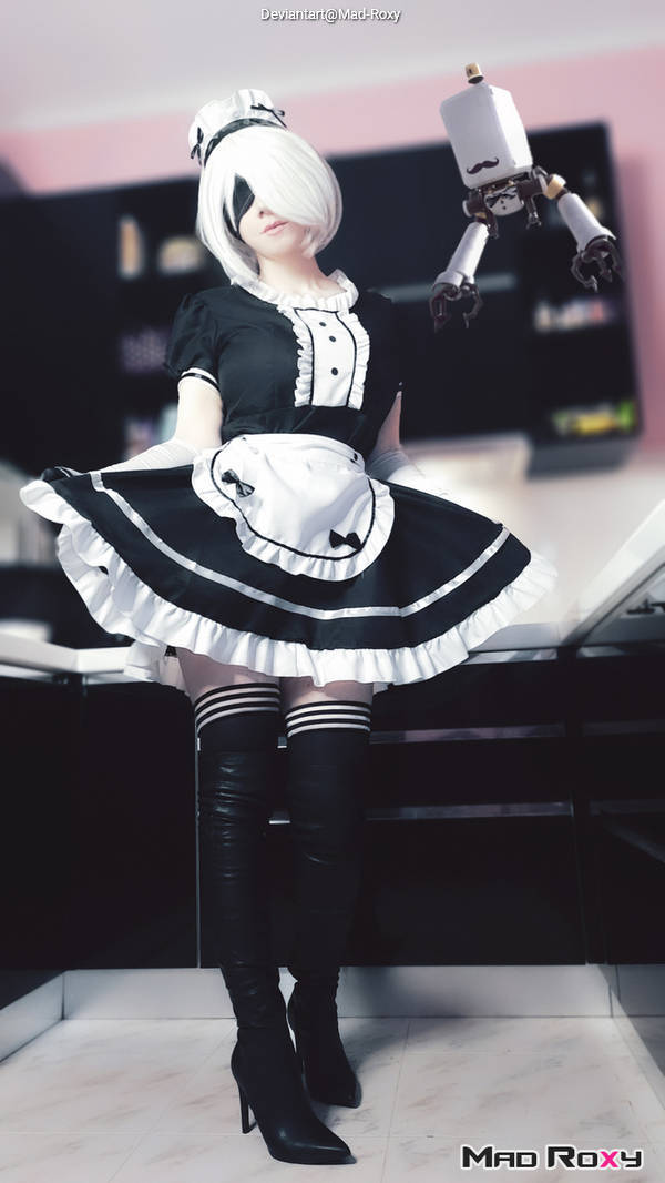 NieR AutomatA - 2B (YoRHa No.2 Type-B) (Maid) Cosplay character costume portrait