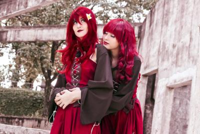 NieR - Gestalt Replicant - Popola (Protector of Hope) & Devola (Voice of the Ancients) Cosplay