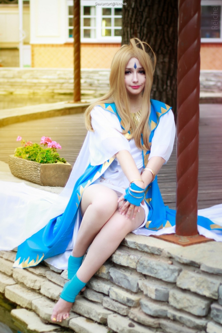 Oh My Goddess! - Belldandy Cosplay full body portrait