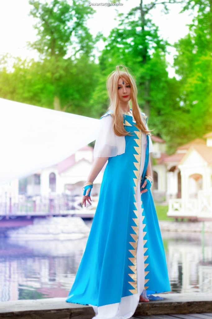 Oh My Goddess! - Belldandy Cosplay costume showcase portrait
