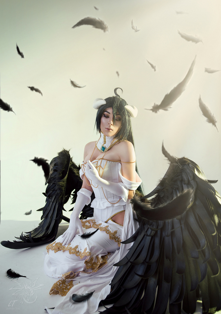 Overlord - Albedo Cosplay full length character portrait