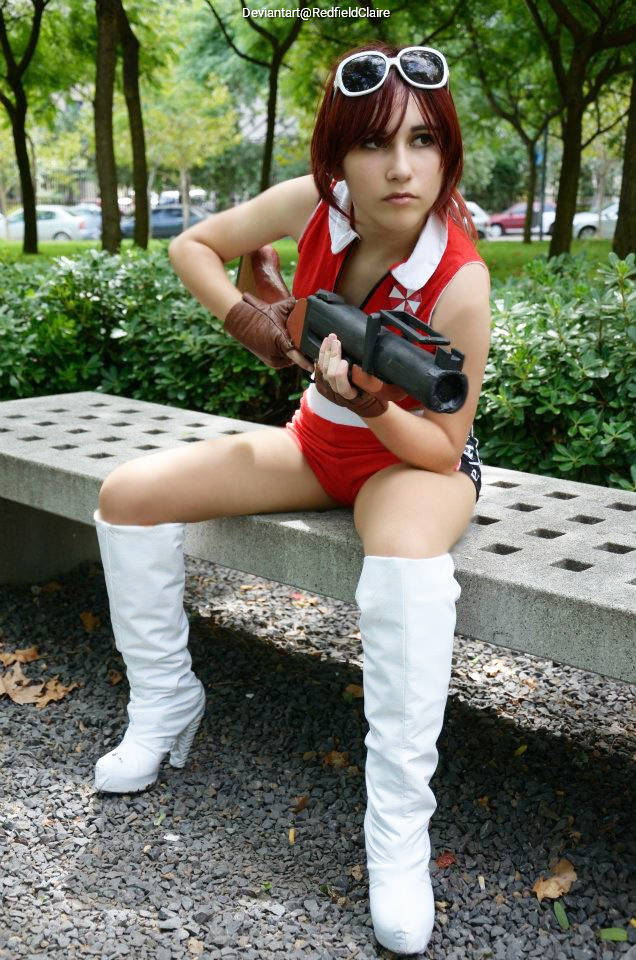 Resident Evil - CODE - Veronica - Claire Redfield (Alternative Costume) Cosplay - light aesthetic