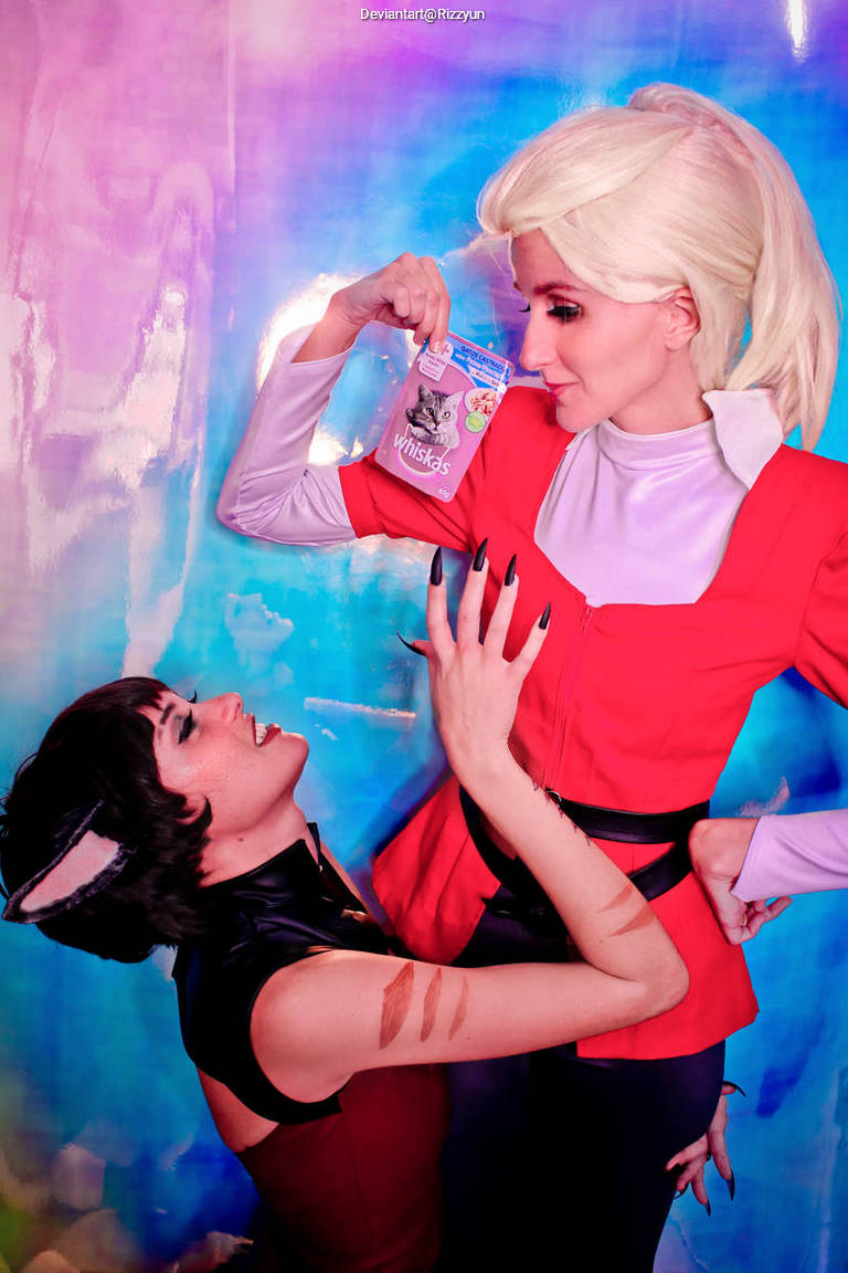 She-Ra and the Princesses of Power - Catra (Wildcat) & Adora (She-Ra) Cosplay full body character photo