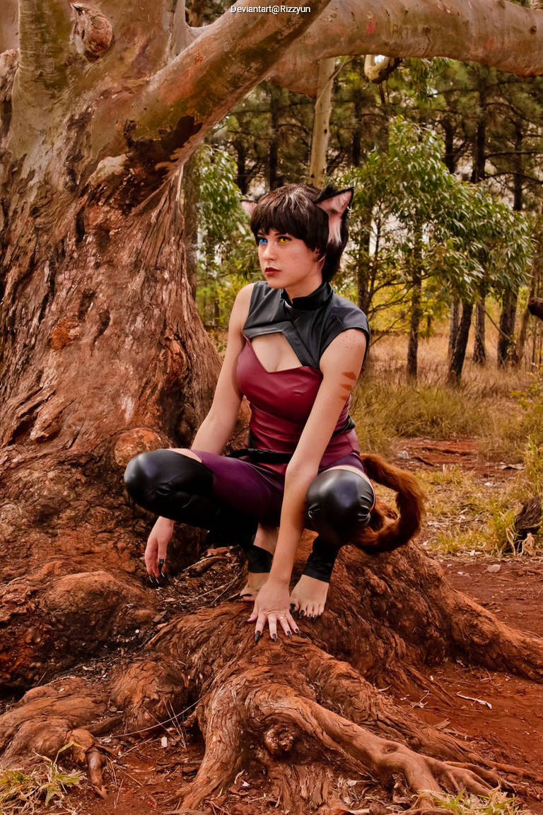 She-Ra and the Princesses of Power - Catra (Wildcat) Cosplay full body portrait