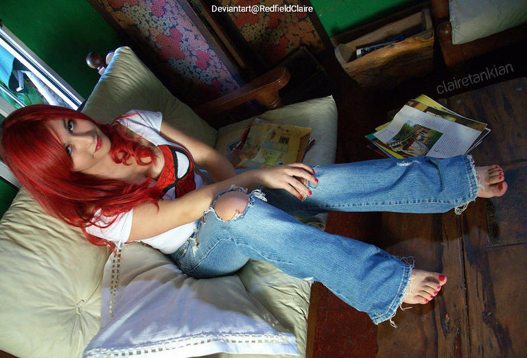 Spider-Man - Mary Jane Watson Cosplay full body portrait