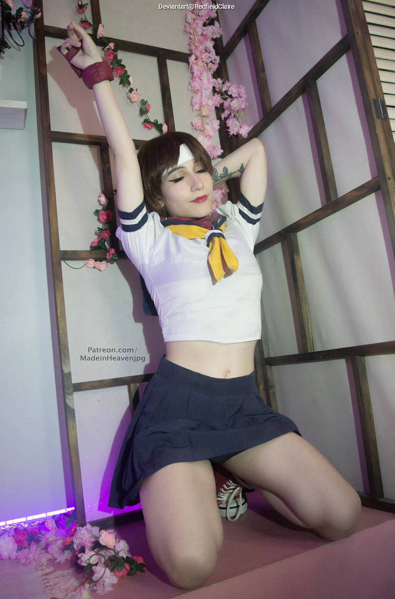 Street Fighter 5 - Sakura Kasugano (Additional Costume Nostalgia) Cosplay full length photo