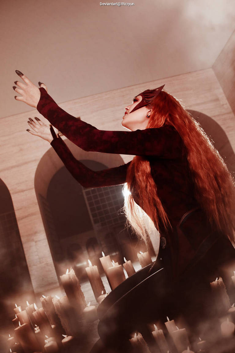 WandaVision - Wanda Django Maximoff (Scarlet Witch) Cosplay character costume portrait