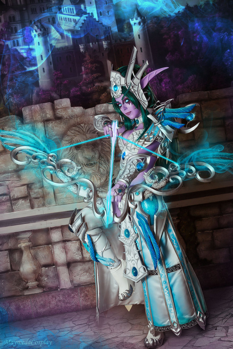 World of Warcraft - Tyrande Whisperwind Cosplay full length photo