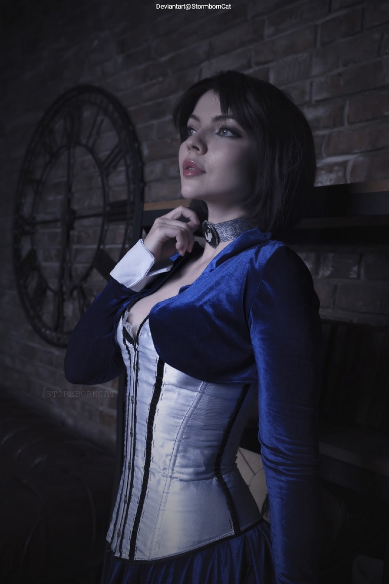 BioShock - Infinite - Elizabeth (Anna DeWitt) Cosplay full length photo