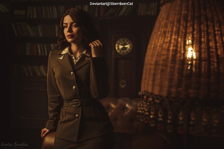 Captain America - The First Avenger - Margaret Elizabeth Peggy Carter Cosplay full body portrait photography