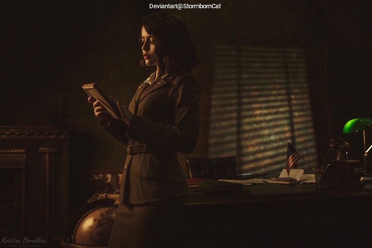 Captain America - The First Avenger - Margaret Elizabeth Peggy Carter Cosplay anime character costume photo