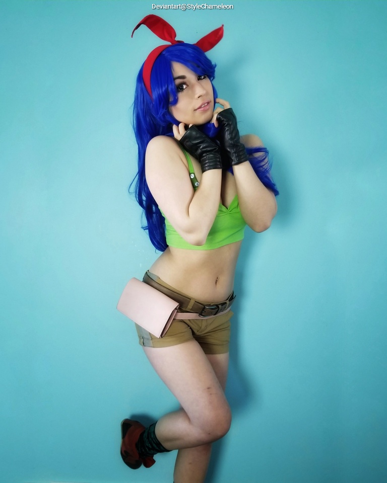 Dragon Ball - Launch (Marilynn) Cosplay full body portrait