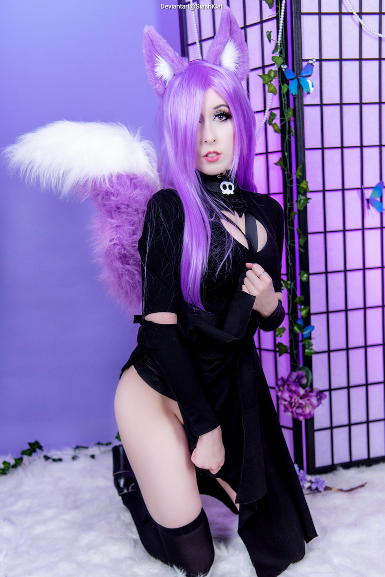 Fox Original Vision Cosplay - daring artistic composition