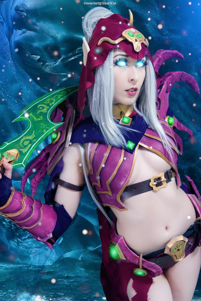 Heroes of the Storm - Valeera Sanguinar (Shadow of the Uncrowned) Cosplay full length photo