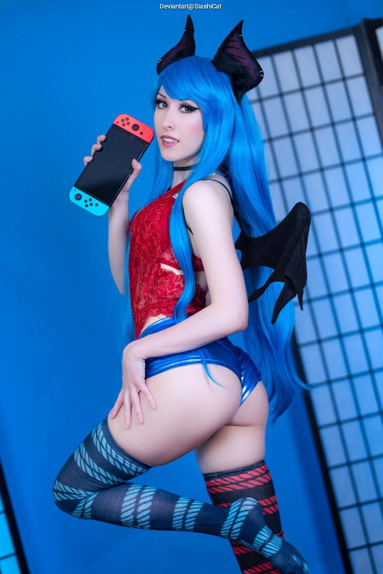Nintendo Fan Original Vision (Lingerie) Cosplay character costume portrait
