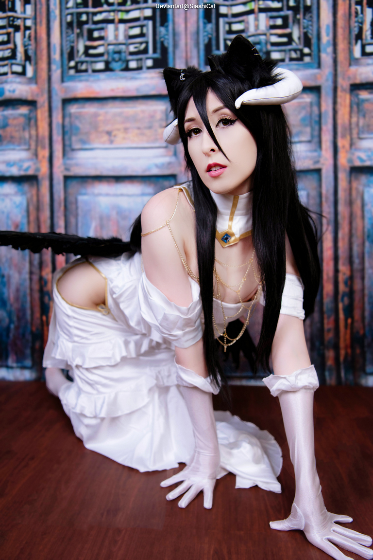 Overlord - Albedo Cosplay full body portrait