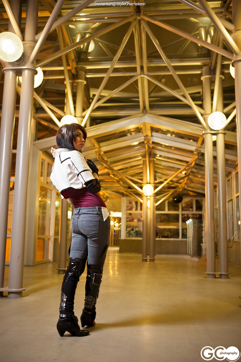 Remember Me - Nilin Cartier-Wells Cosplay full length photo