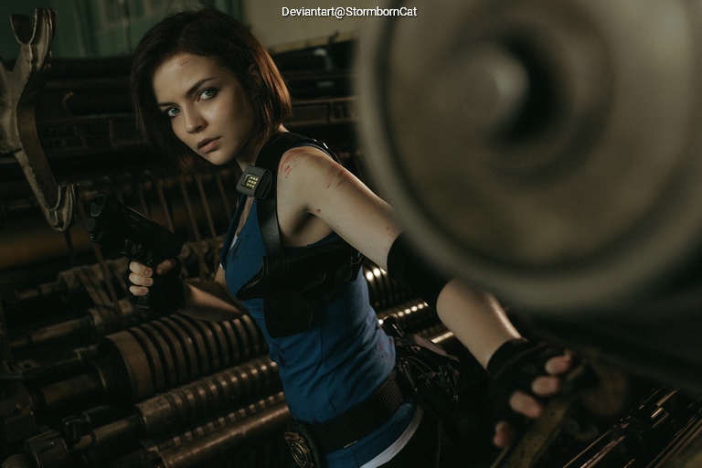 Resident Evil 3 - Remake - Jill Valentine Cosplay full length character portrait