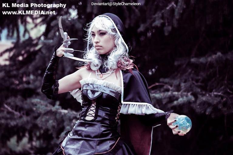 Soul Calibur 5 - Viola Cosplay full length photo