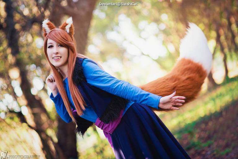 Spice and Wolf - Holo (Holo the Wise Wolf) Cosplay character costume portrait