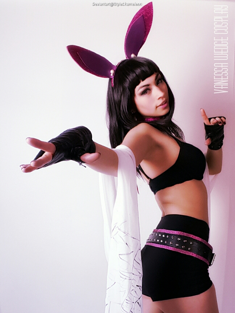 Street Fighter 4 - Juri Han (Sadistic Thrill-Seeker) (Bunny) Cosplay full body portrait