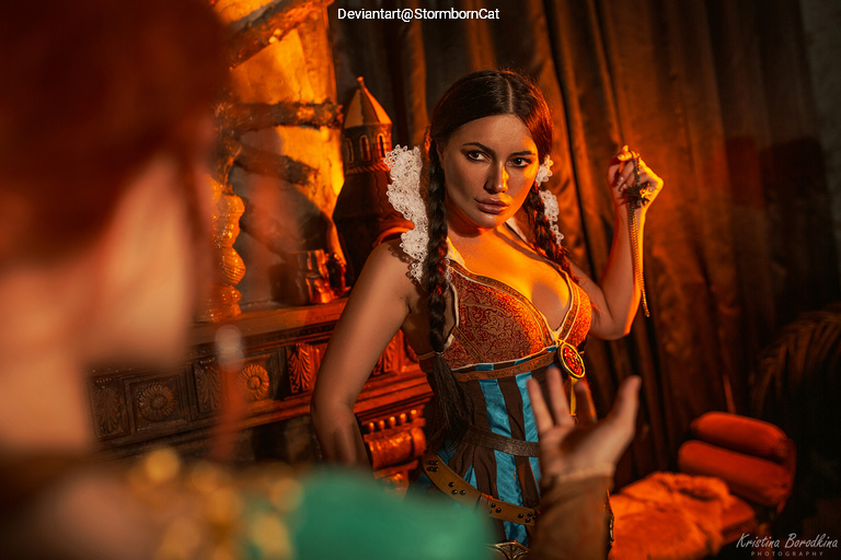 The Witcher 3 - Wild Hunt - Philippa Eilhart Cosplay character costume portrait