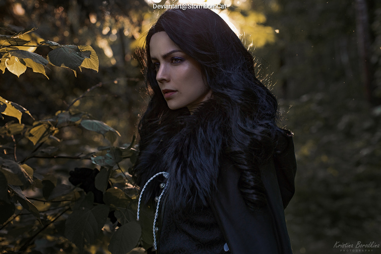 The Witcher 3 - Wild Hunt - Yennefer of Vengerberg Cosplay - costume show