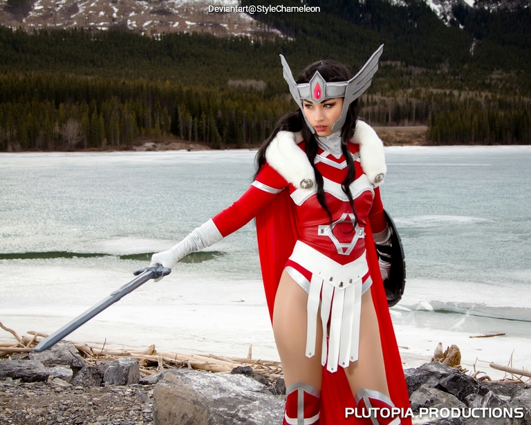 Thor (Vol 2) #1 - Sif (Shield Maiden of Asgard) Cosplay full length photo