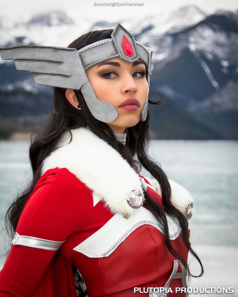 Thor (Vol 2) #1 - Sif (Shield Maiden of Asgard) Cosplay full body character photo
