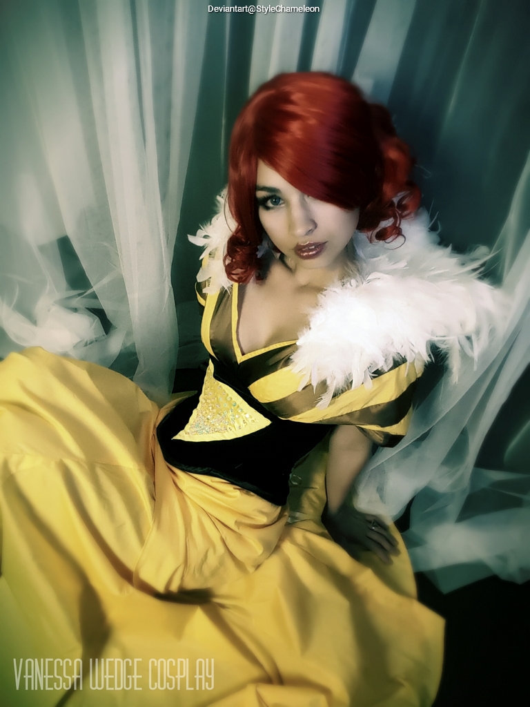 Transistor - Red Cosplay full body character photo