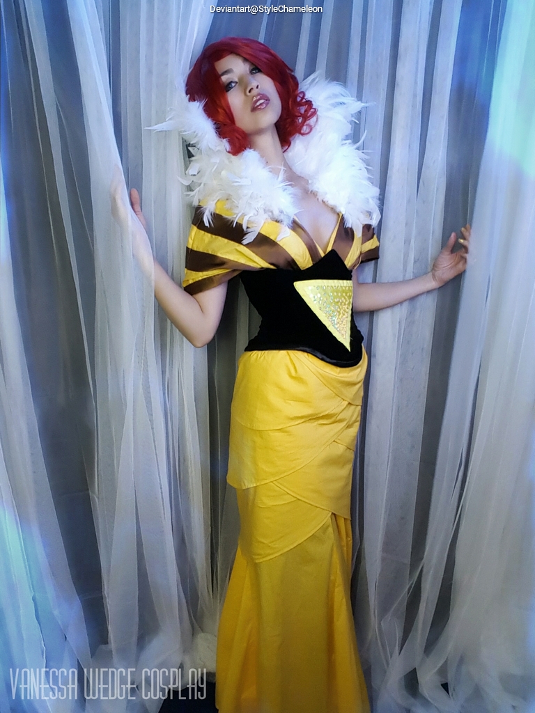 Transistor - Red Cosplay full length photo