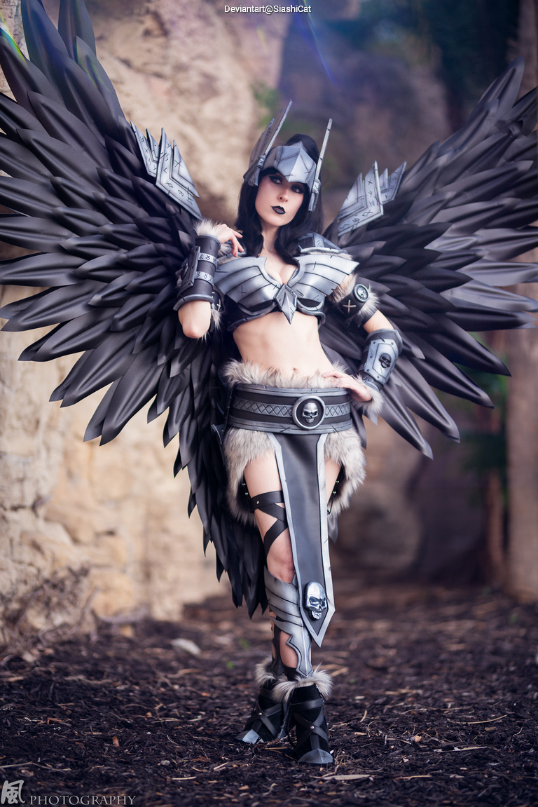 World of Warcraft - Wrath of the Lich King - Valkyr (NPC) Cosplay full body portrait