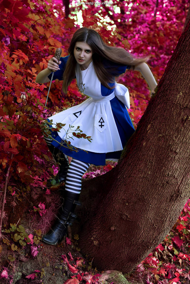 Alice - Madness Returns - Alice Cosplay anime character costume photo