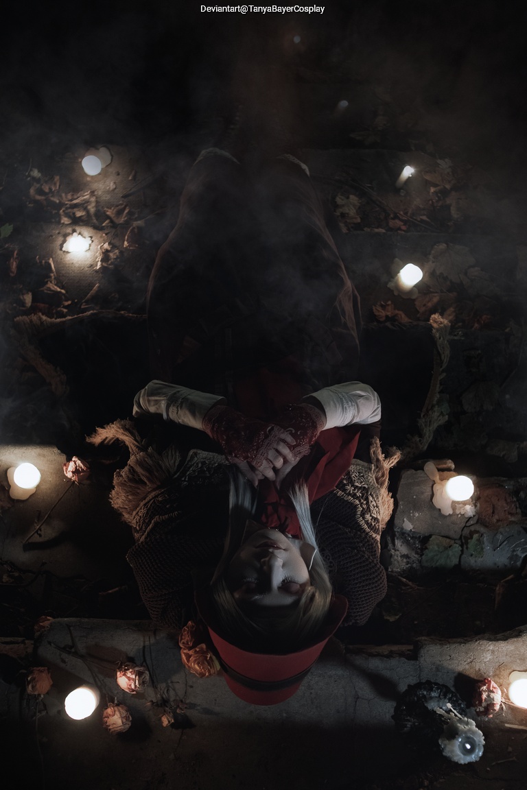 Bloodborne - The Doll Cosplay full body character photo
