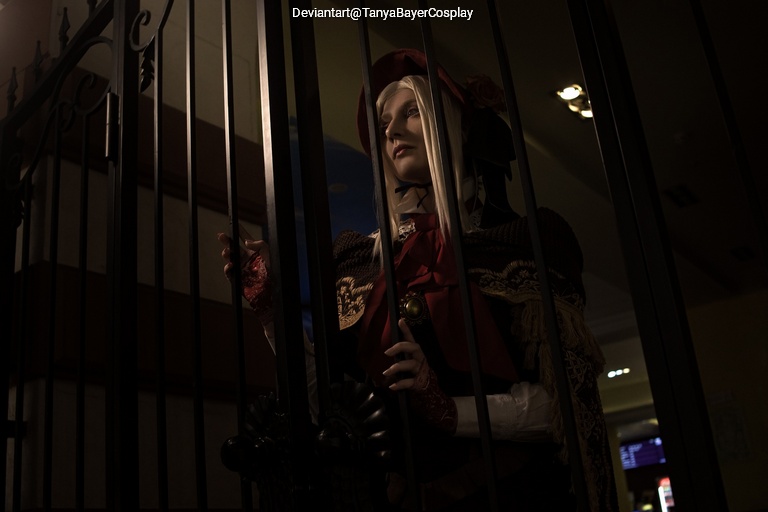 Bloodborne - The Doll Cosplay anime character costume photo