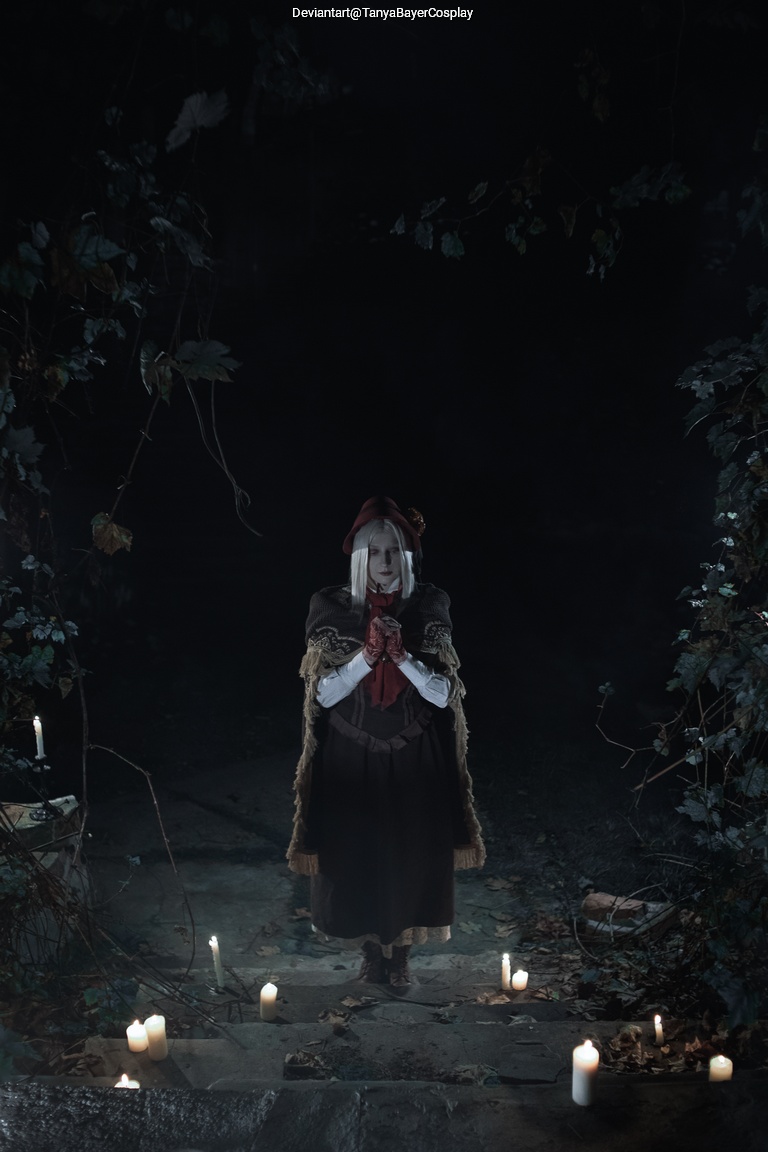 Bloodborne - The Doll Cosplay full length photo