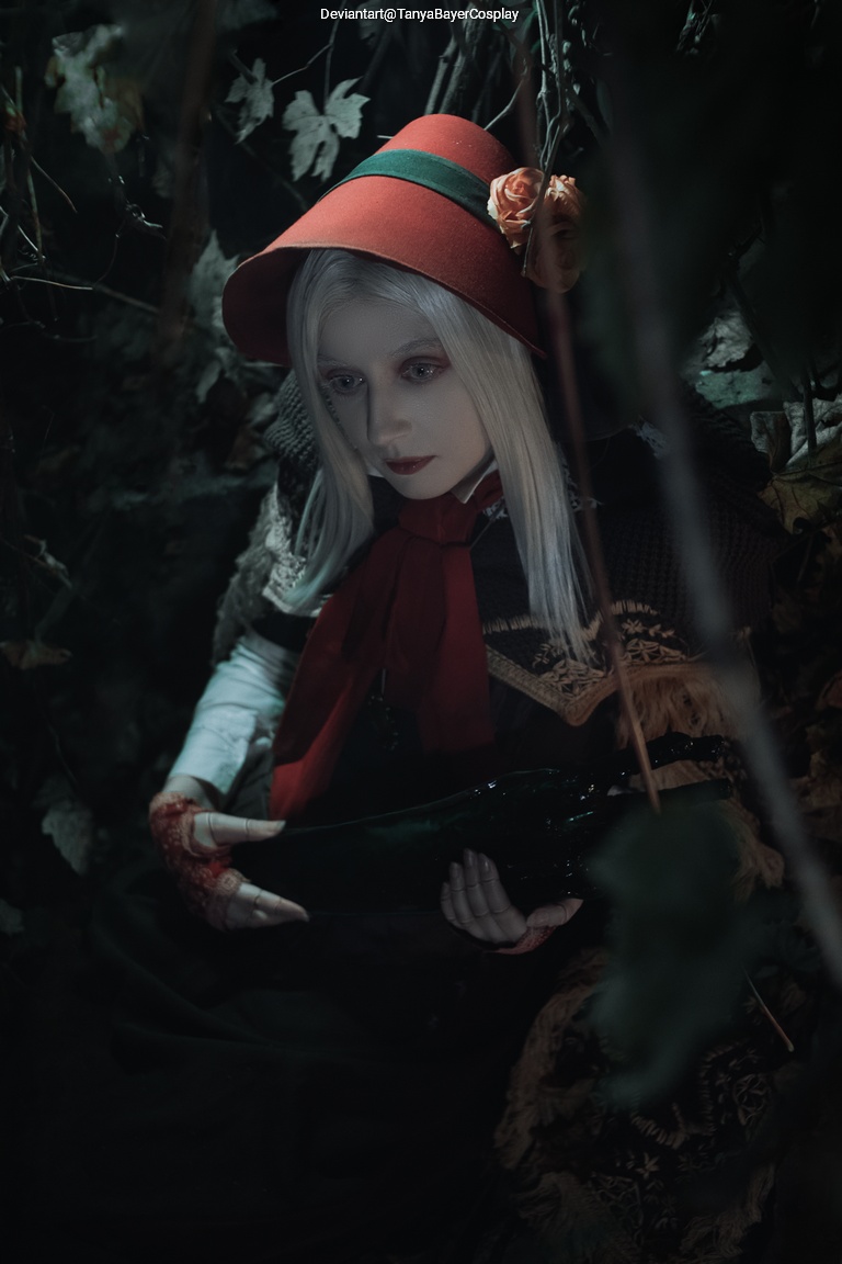 Bloodborne - The Doll Cosplay character costume portrait
