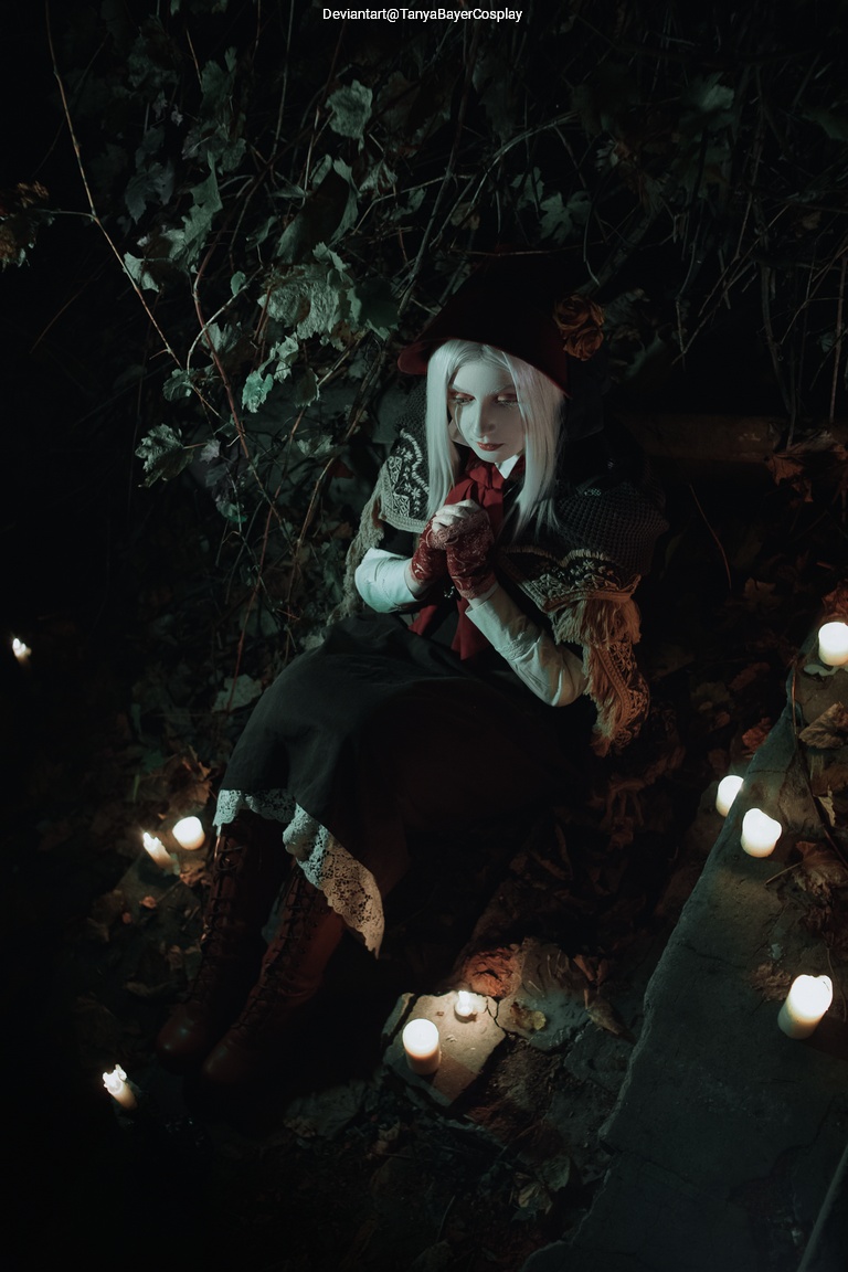 Bloodborne - The Doll Cosplay costume showcase portrait