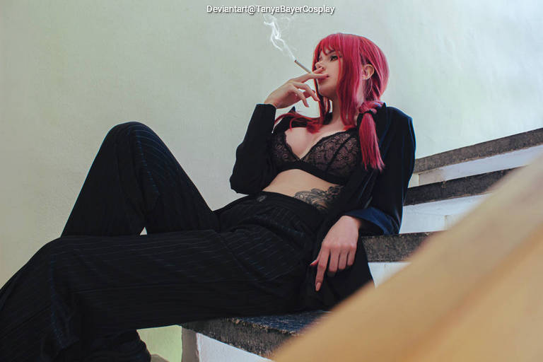 Chainsaw Man - Makima (Control Devil) (Lingerie) Cosplay full body portrait