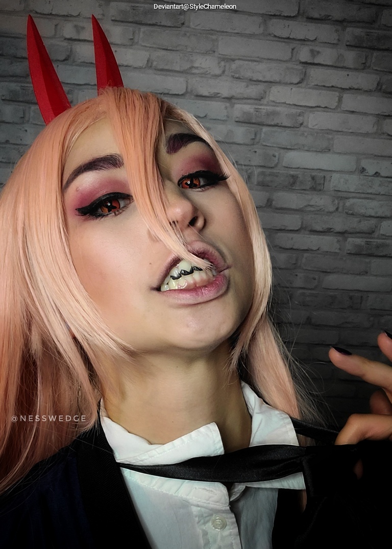 Chainsaw Man - Power (Blood Fiend) Cosplay character portrait photography