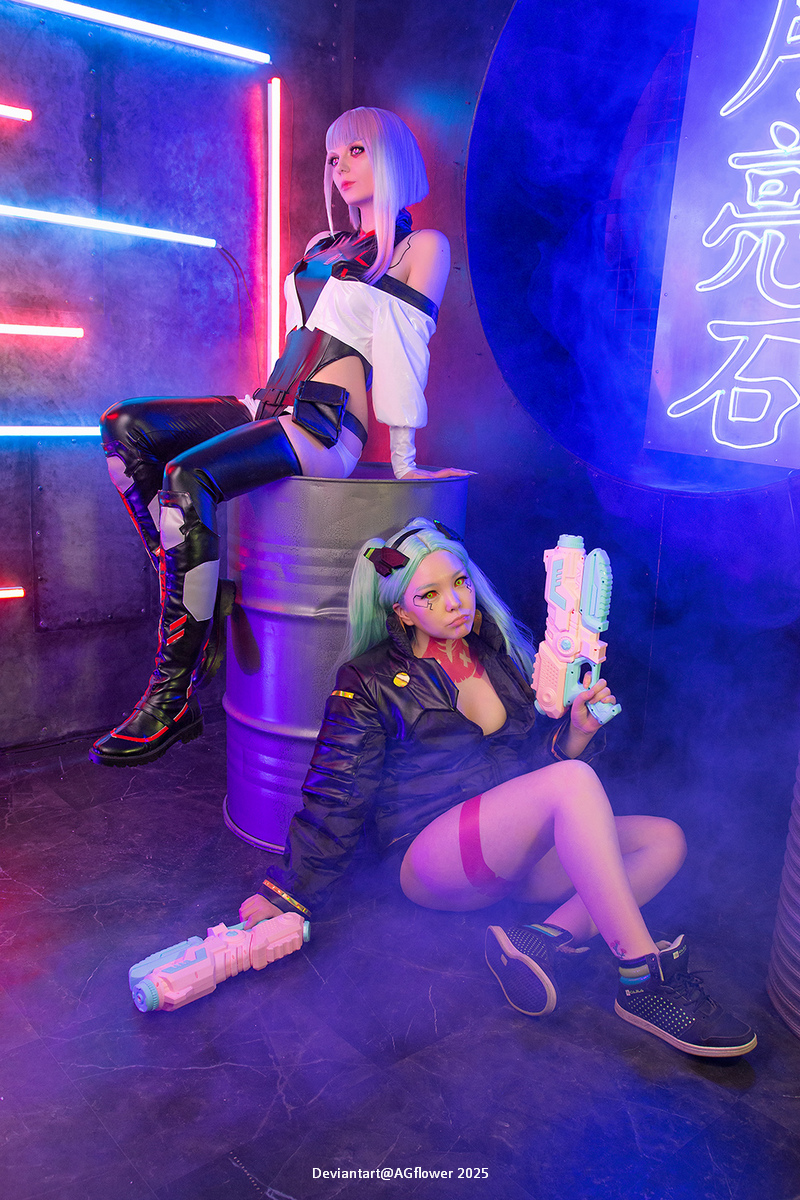 Cyberpunk - Edgerunners - Lucyna Kushinada (Lucy) & Rebecca (The Trigger‑Happy Solo) (Becca) Cospay character costume portrait