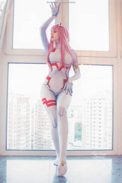 DARLING in the FRANXX - Zero Two (Partner Killer) Cosplay