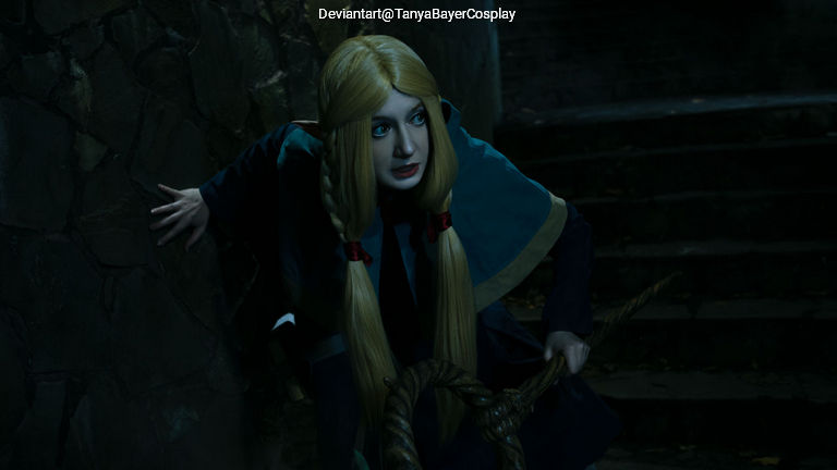 Delicious in Dungeon - Marcille Donato (The Lord of the Dungeon) Cosplay costume showcase portrait