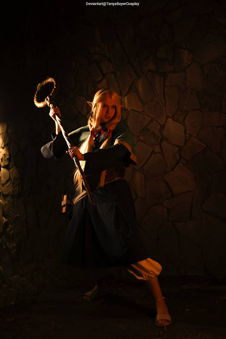 Delicious in Dungeon - Marcille Donato (The Lord of the Dungeon) Cosplay - full length photo Delicious in Dungeon - Marcille Donato (The Lord of the Dungeon) Cosplay - full length photo