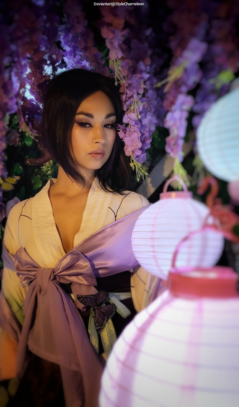 Demon Slayer - Shinobu Kocho Cosplay character portrait photography