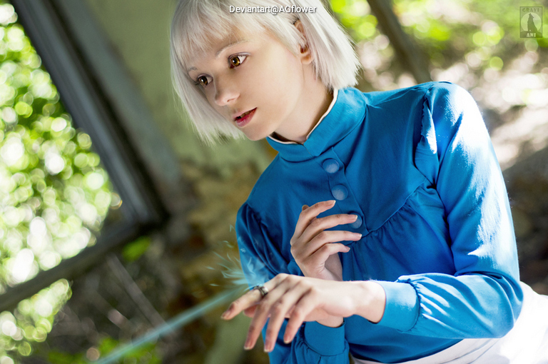 Howls Moving Castle - Sophie Hatter (Witch of the East) Cosplay full length photo